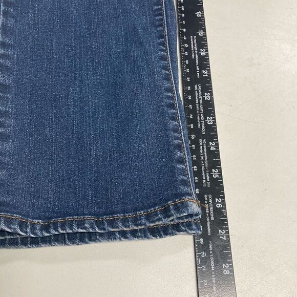 SONOMA Women’s Jeans Mid Rise Straight Size 8Petite Inseam 27” - Picture 3 of 8